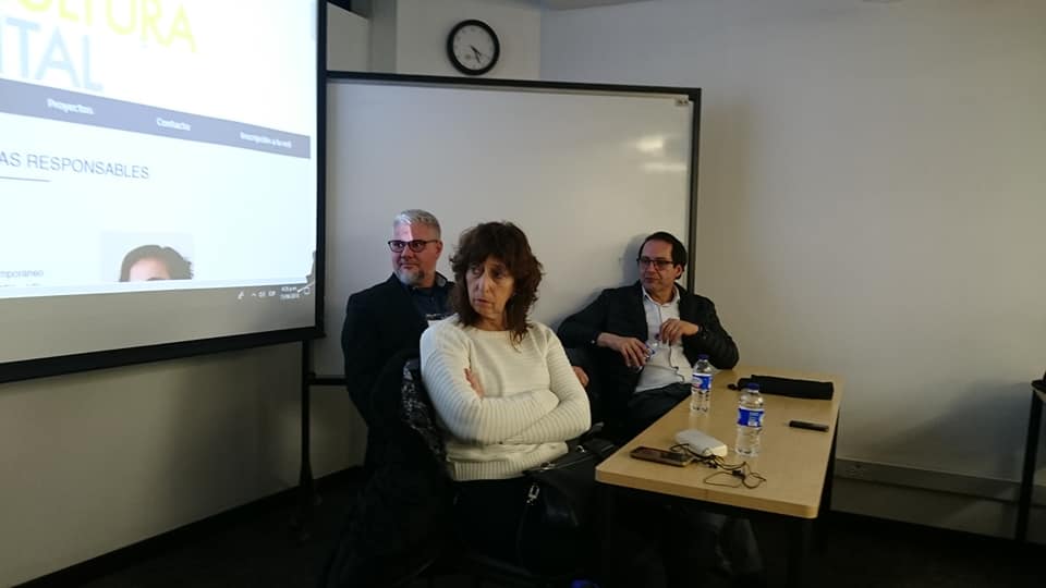 Dirigiendo la reunión litElat